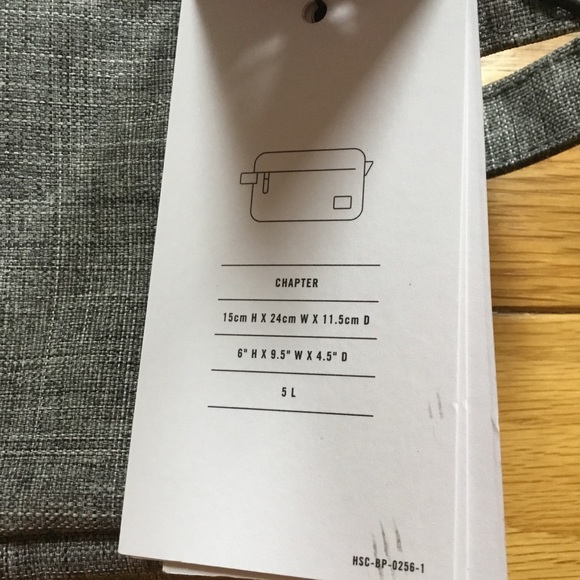 Herschel Draft Kings Raven Crosshatch Travel Bag - Picture 6 of 12